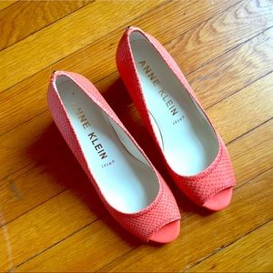 Anne Klein Meredith Pump - brand new & never worn